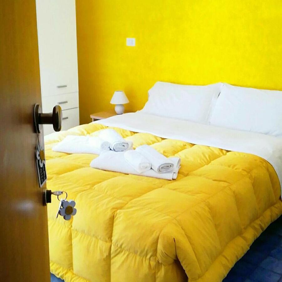 Nido Colorato B&B Fontane Bianche Exterior foto