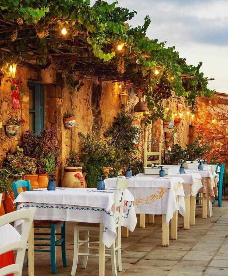 Nido Colorato B&B Fontane Bianche Exterior foto